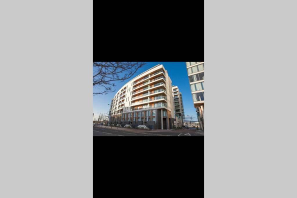 Benji & Milos Apartments Белфаст Екстериор снимка