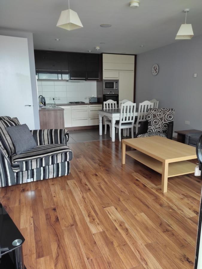 Benji & Milos Apartments Белфаст Екстериор снимка