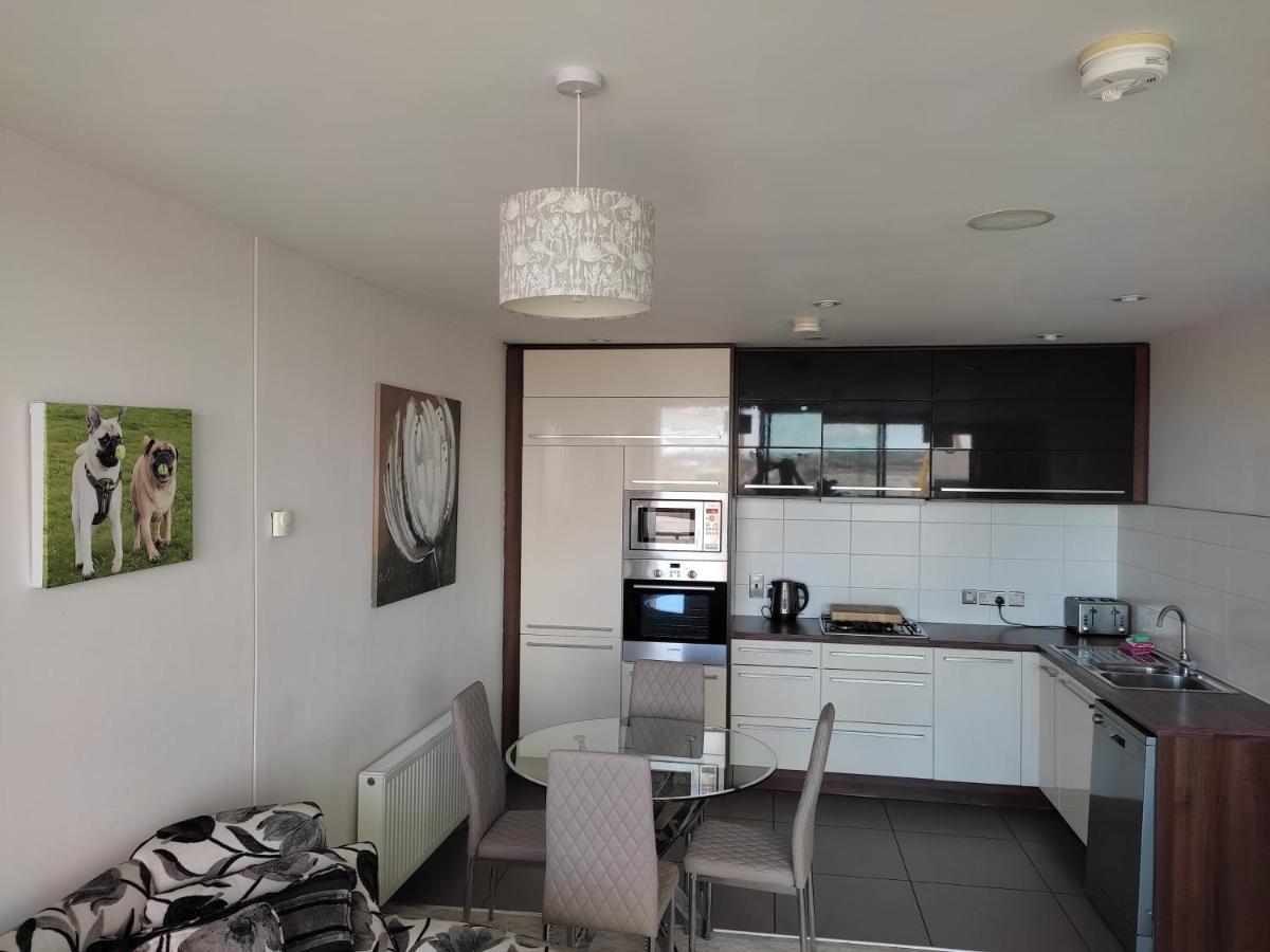 Benji & Milos Apartments Белфаст Екстериор снимка