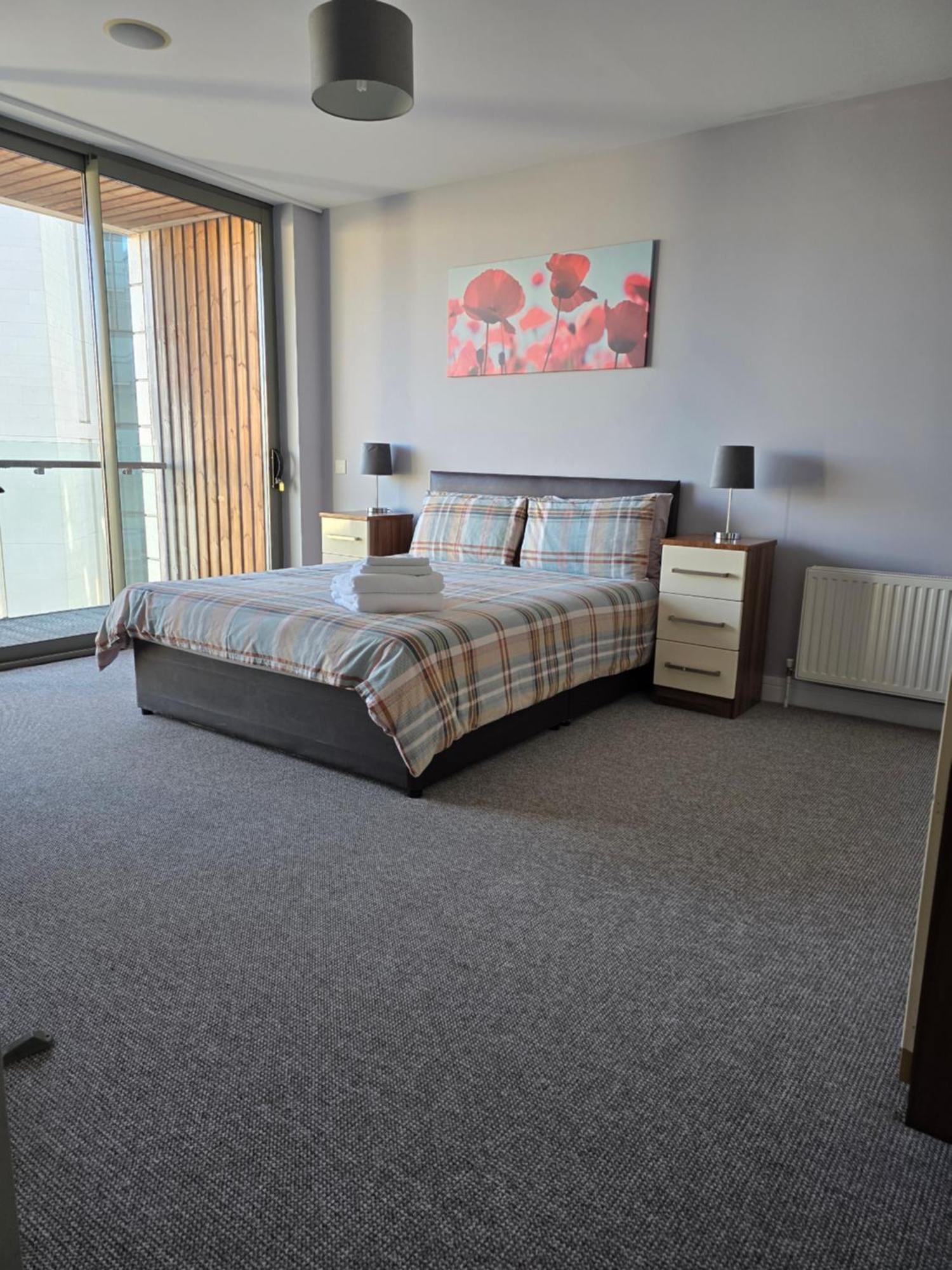 Benji & Milos Apartments Белфаст Екстериор снимка